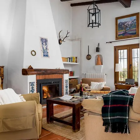 Hébergement de vacances La Mejorana Refugio Andaluz Con Piscina Entre Olivos