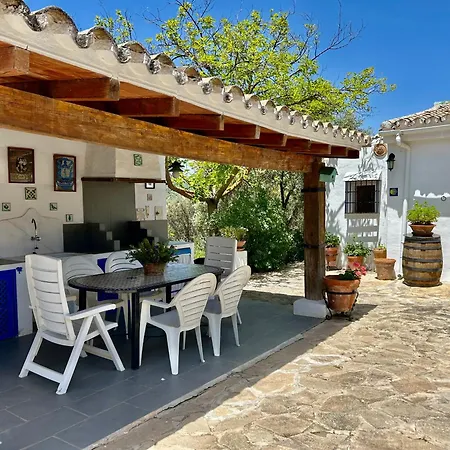 La Mejorana Refugio Andaluz Con Piscina Entre Olivos * Villanueva de Tapia